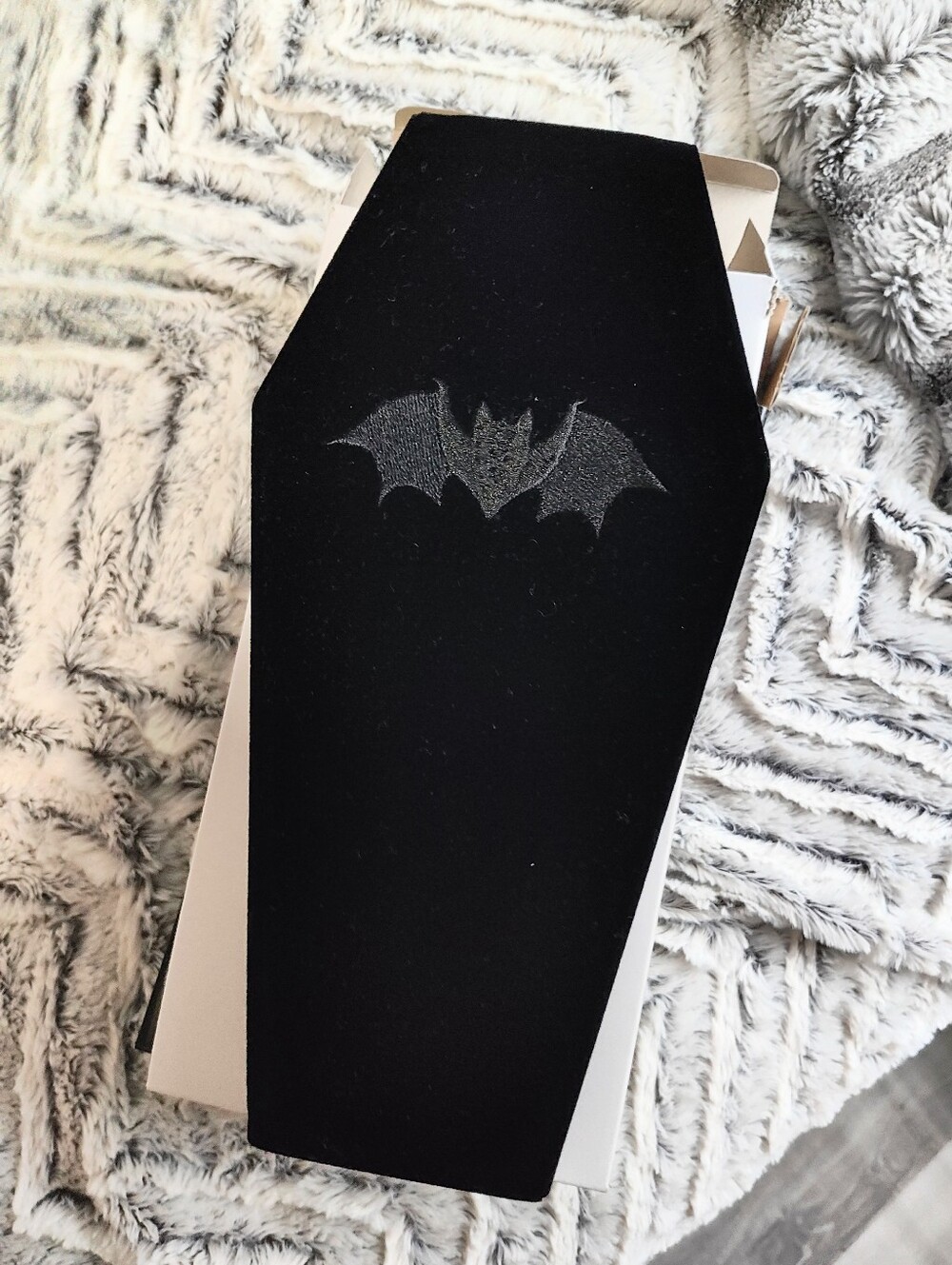 Killstar Black Velvet Coffin Jewelry Casket with Red Velvet Interior - Picture 2 of 5